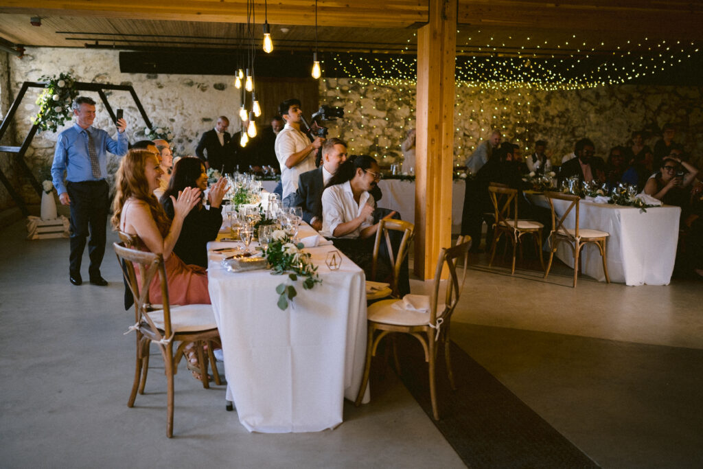 Guests clapped vigorously when the newlywed performed the first dance.