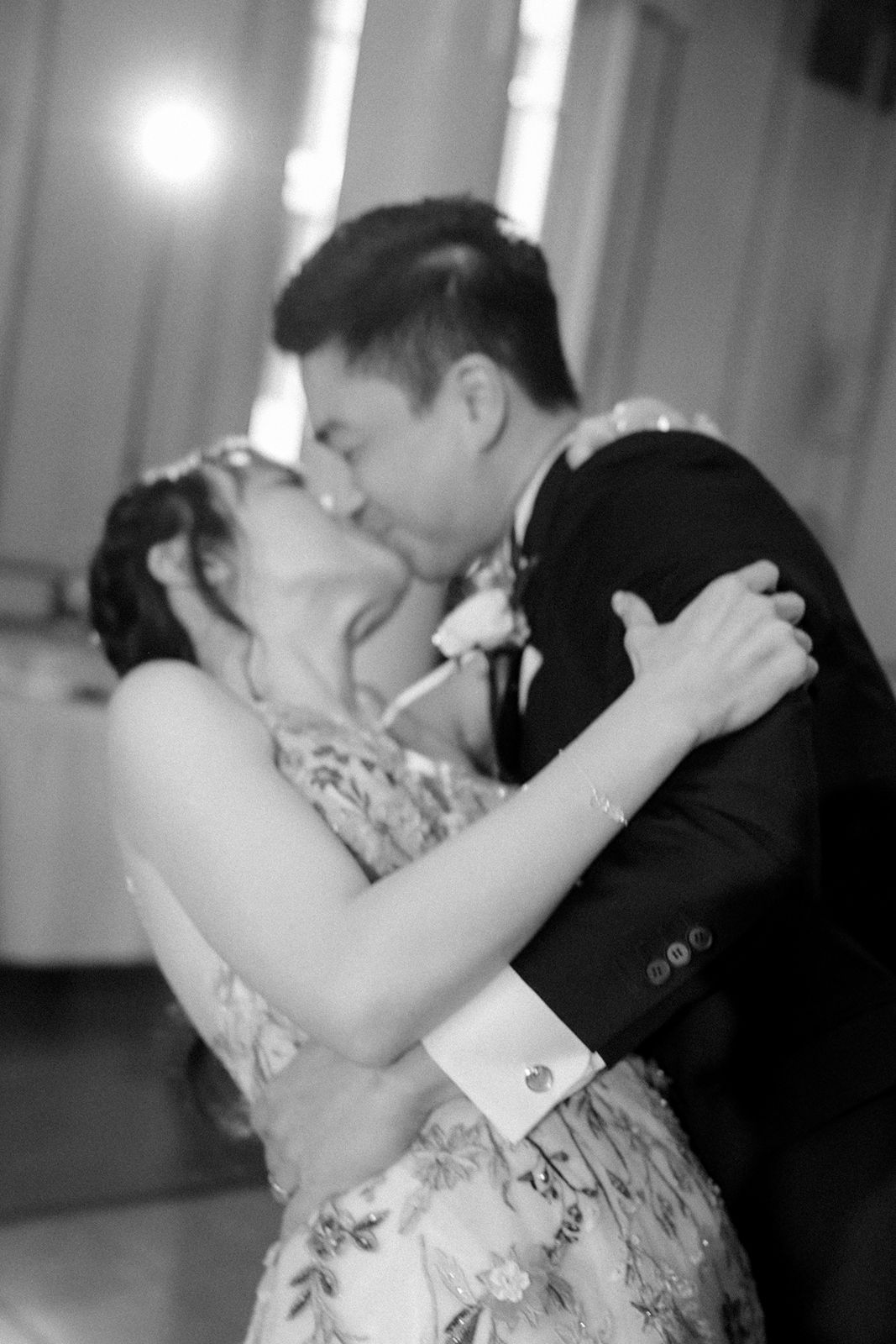 Documentary wedding photography of a couple’s first dance.